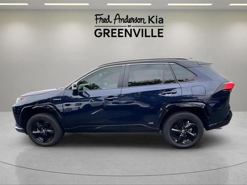 2020 Toyota RAV4 Hybrid SE
