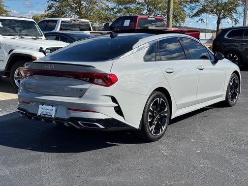 2022 Kia K5 GT-Line