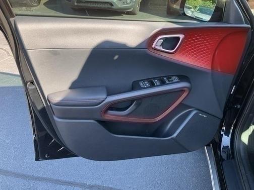 2025 Kia Soul GT-Line