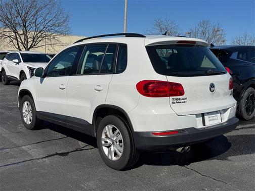2016 Volkswagen Tiguan S