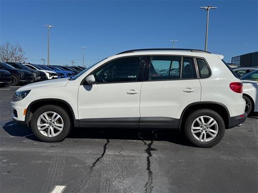 2016 Volkswagen Tiguan S