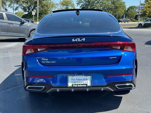 2022 Kia K5 GT-Line