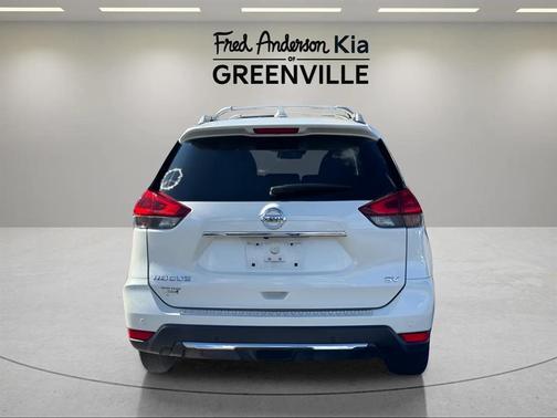 2020 Nissan Rogue SV