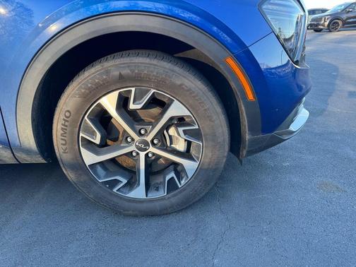 2025 Kia Sportage EX