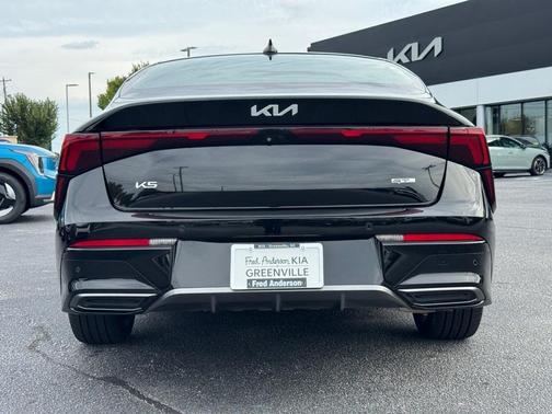2025 Kia K5 GT-Line