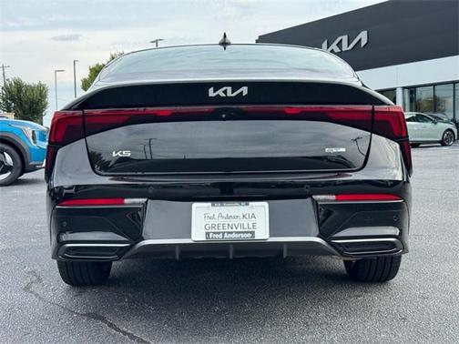 2025 Kia K5 GT-Line