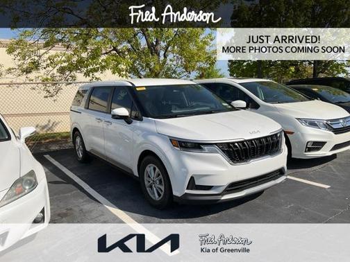 2023 Kia Carnival LX