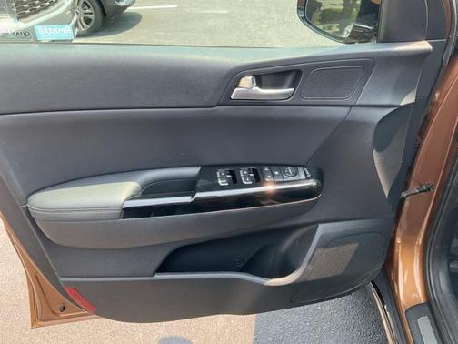 2020 Kia Sportage S