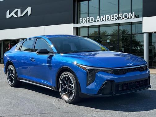 2025 Kia K4 GT-Line