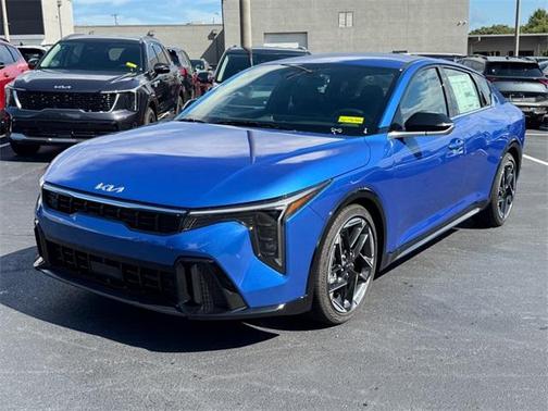 2025 Kia K4 GT-Line