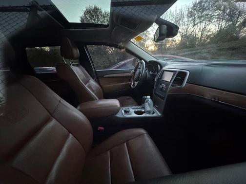 2012 Jeep Grand Cherokee Overland