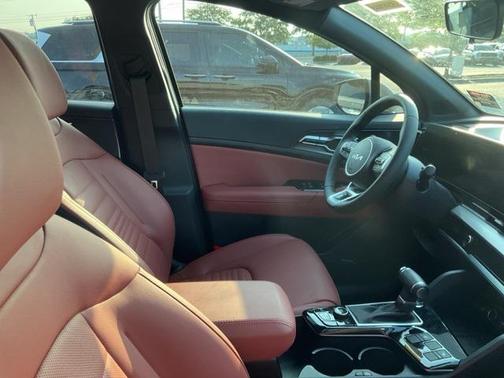 2025 Kia Sportage SX