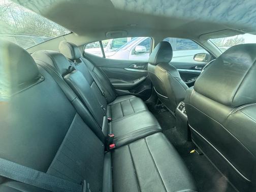 2021 Nissan Maxima 3.5 SV