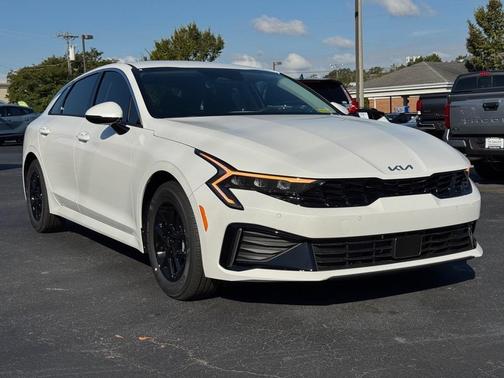 2026 Kia K5 LXS