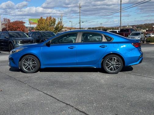 2022 Kia Forte GT-Line