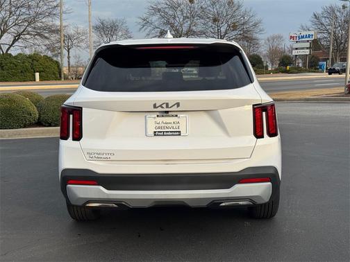 2025 Kia Sorento LX
