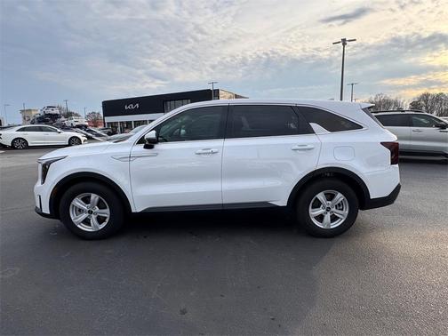 2025 Kia Sorento LX