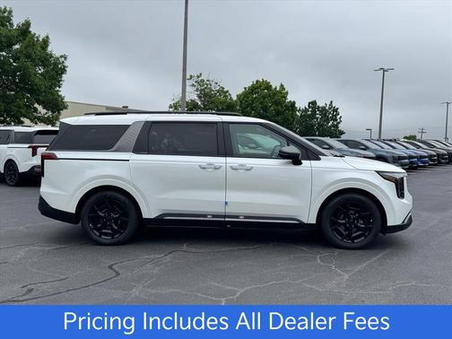 Snow 2026 Kia Carnival SX Prestige