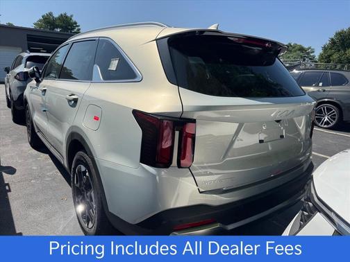 Ivory 2026 Kia Sorento S
