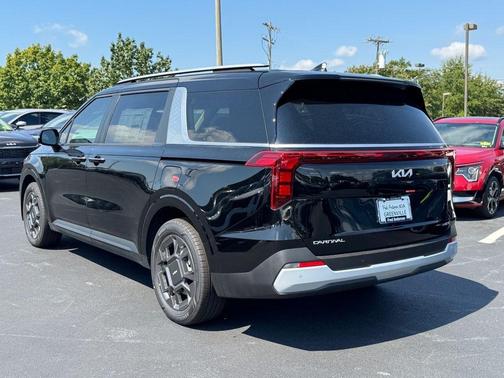 Aurora Black Pearl 2026 Kia Carnival Hybrid EX