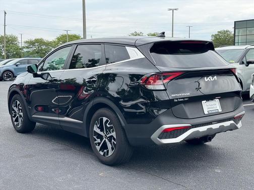 Ebony Black 2024 Kia Sportage EX