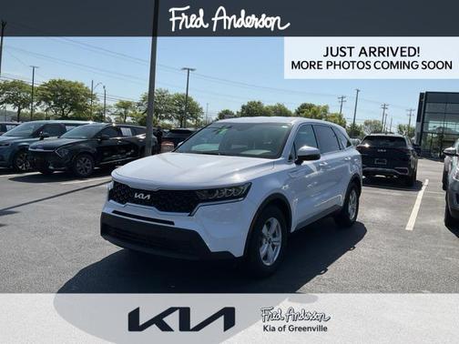 2022 Kia Sorento LX