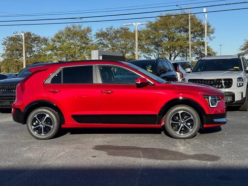 2026 Kia Niro SX