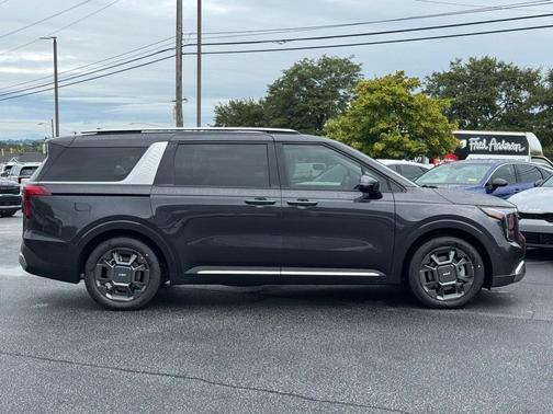 2026 Kia Carnival SX