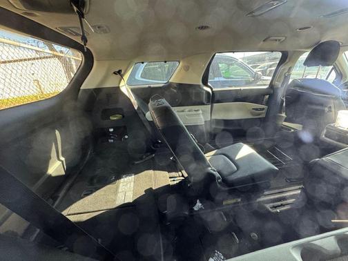 Astra Blue 2024 Kia Carnival EX