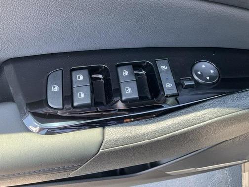 2025 Kia Sportage Hybrid EX