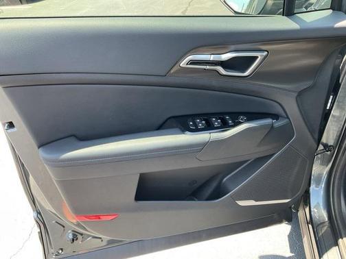 2025 Kia Sportage Hybrid EX