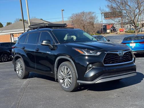 2021 Toyota Highlander Hybrid Platinum