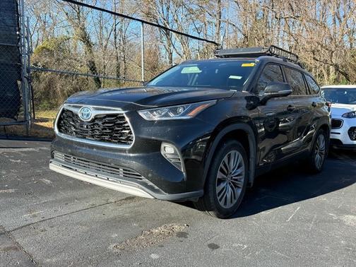 2021 Toyota Highlander Hybrid Platinum