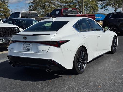 2022 Lexus IS 350 Base