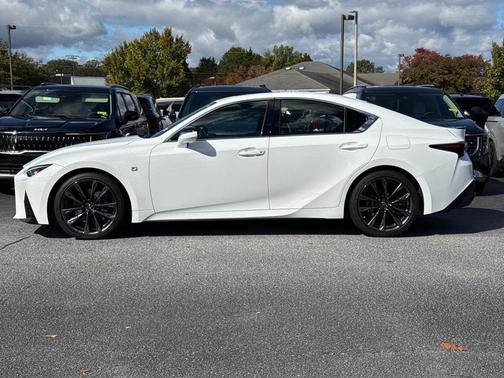 2022 Lexus IS 350 Base