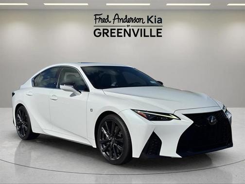 2022 Lexus IS 350 Base