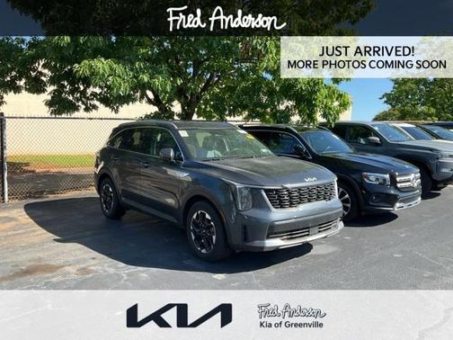 2024 Kia Sorento S