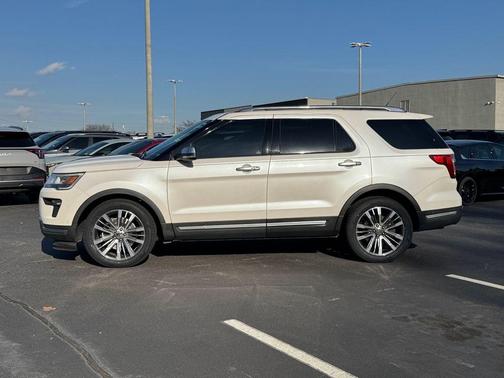 2018 Ford Explorer Platinum