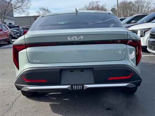 2026 Kia K4 LXS