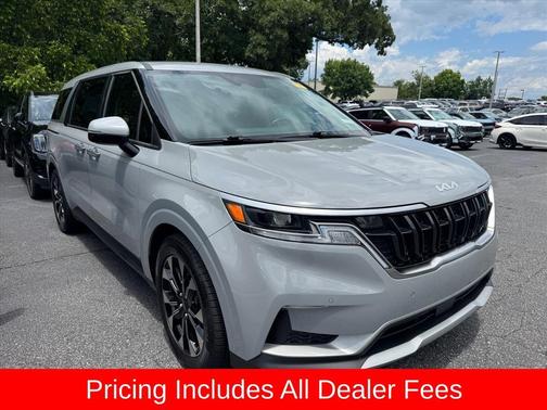 Ceramic Silver 2024 Kia Carnival EX