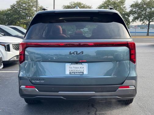 2026 Kia Carnival SX