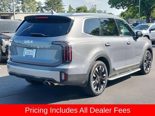 Everlasting Silver 2023 Kia Telluride SX