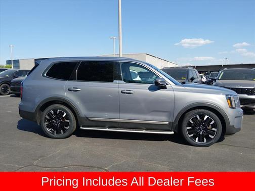 Everlasting Silver 2023 Kia Telluride SX