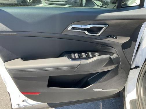 2025 Kia Sportage S