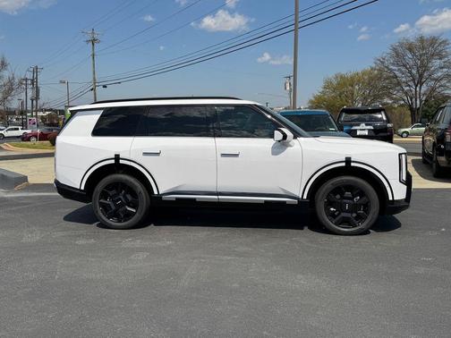 Glacial White Pearl 2027 Kia Telluride Hybrid SX