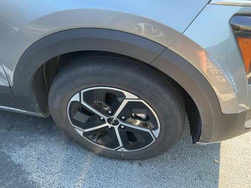 2023 Kia Niro EX