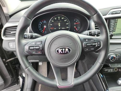 2017 Kia Sorento SX
