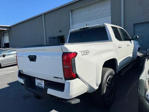 2024 Toyota Tacoma TRD Sport