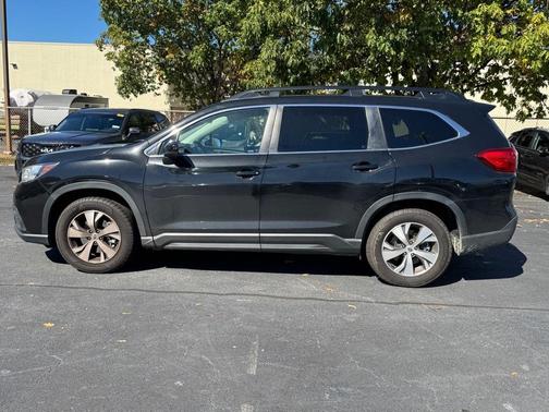 2022 Subaru Ascent Premium 8-Passenger
