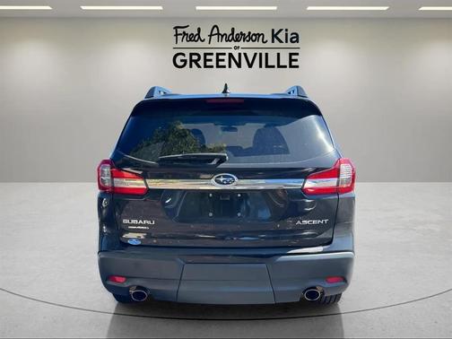 2022 Subaru Ascent Premium 8-Passenger